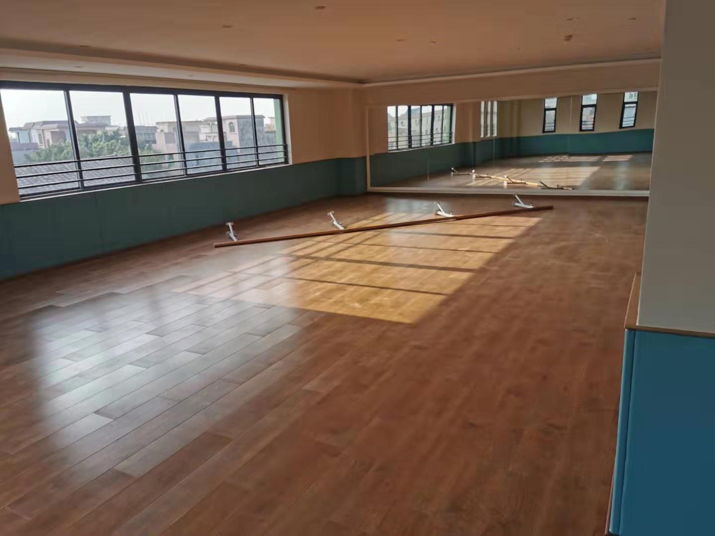 南海区九江幼儿园复合地板